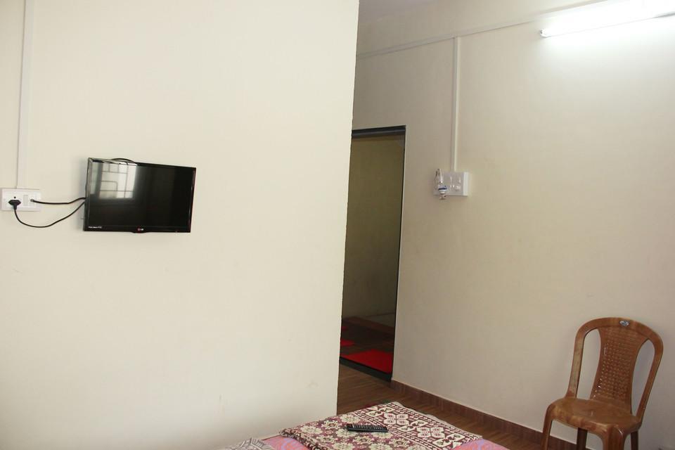 Hotel Anjali Lodge Mālvan エクステリア 写真