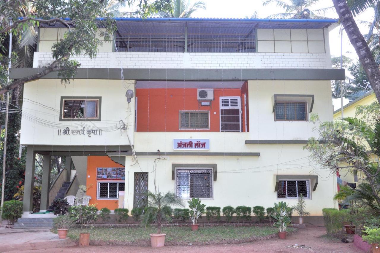 Hotel Anjali Lodge Mālvan エクステリア 写真