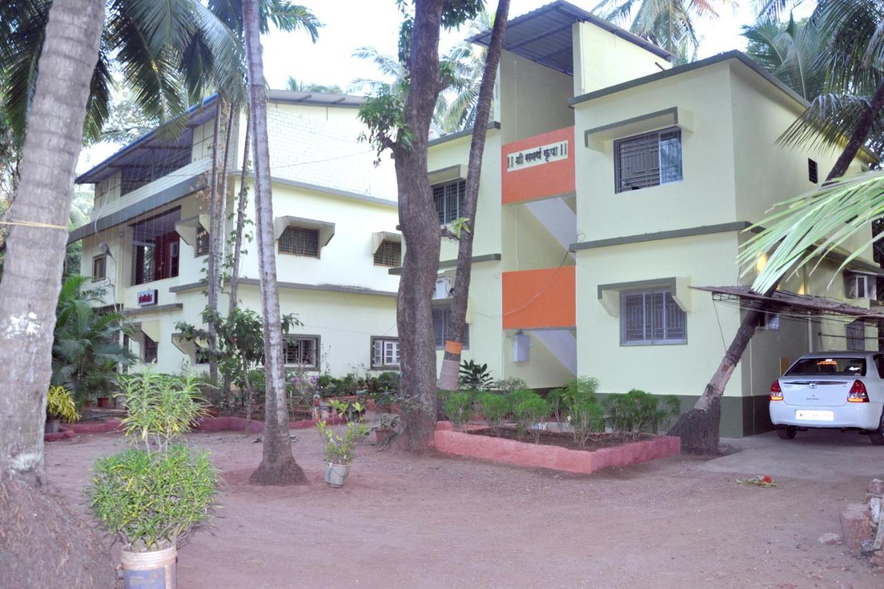Hotel Anjali Lodge Mālvan エクステリア 写真